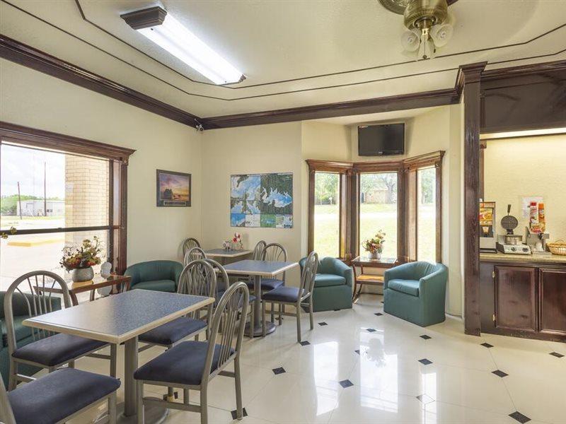 Three Rivers Executive Inn & Suites By Oyo מראה חיצוני תמונה